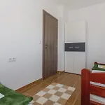 Two-bedroom Saldun With Sea View 08