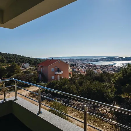 Two-bedroom Saldun With Sea View 08 * Τρογκίρ